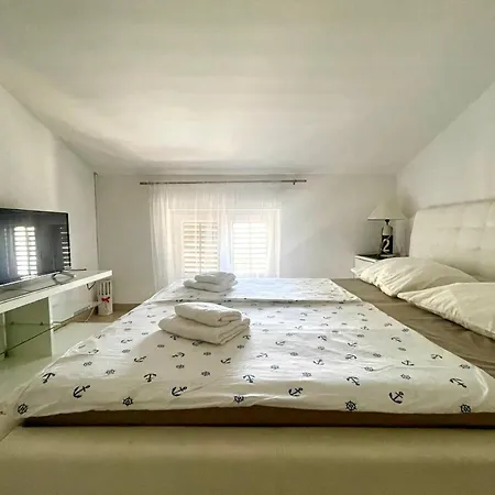 Apartment Christine By Partner Tourist Agency *